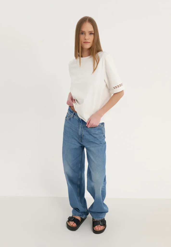 T-shirt - Licao - Blanc / Bleu / Rose – Image 6
